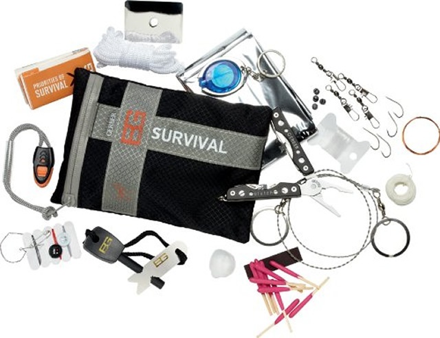 zombie apocalypse survival kit